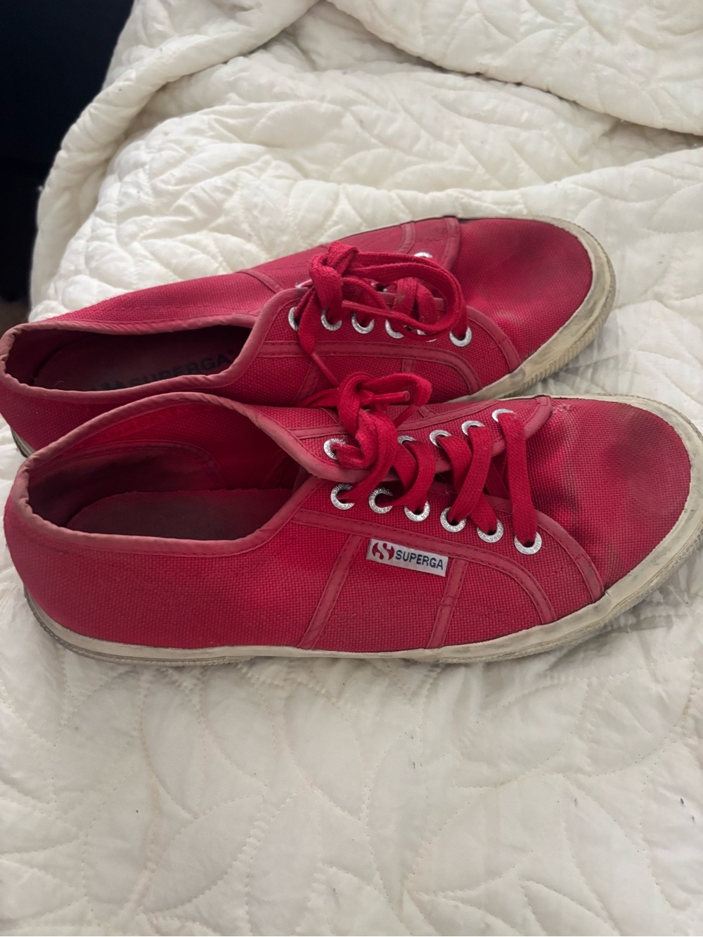Superga Bright Red Canvas Low-Top Sneakers M/8.5 W/10